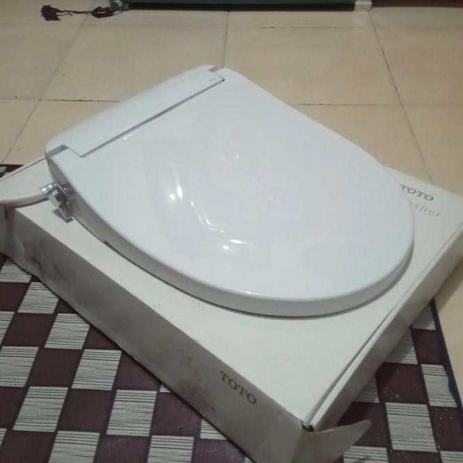 Tutup Cover Kloset Duduk Toto Eco Washer (Soft Closing)