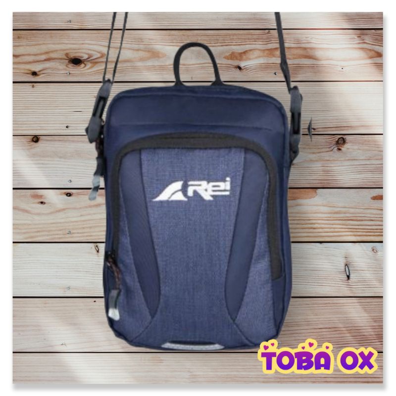 NEW  TAS SELEMPANG REI TOBA / TAS SELEMPANG AREI ORIGINAL / REI TRAVEL POUCH