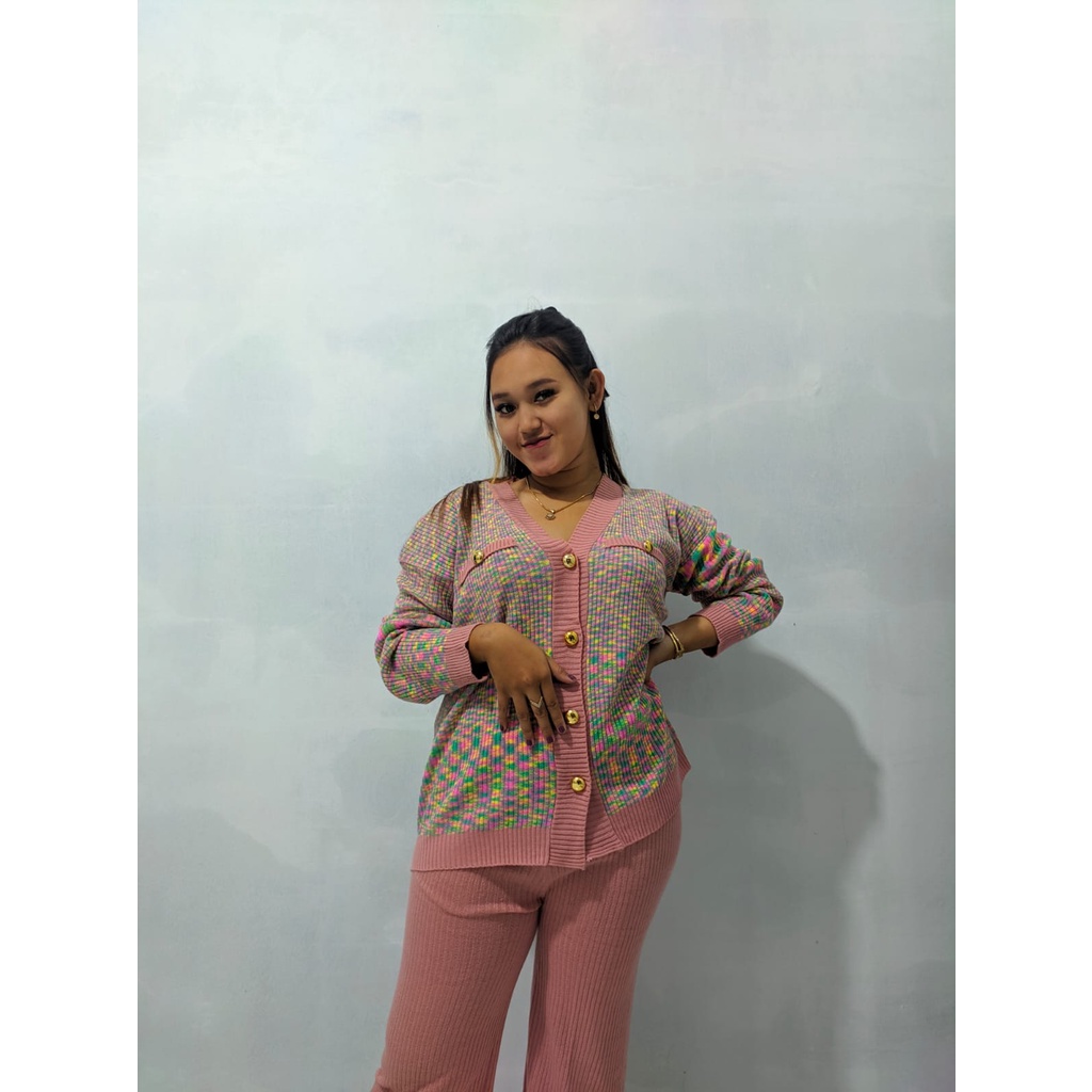 Cardigan Rajut Oversize Rainbow Kancing Gold