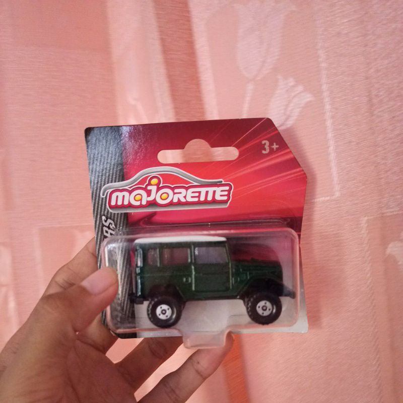 majorette land rover devender