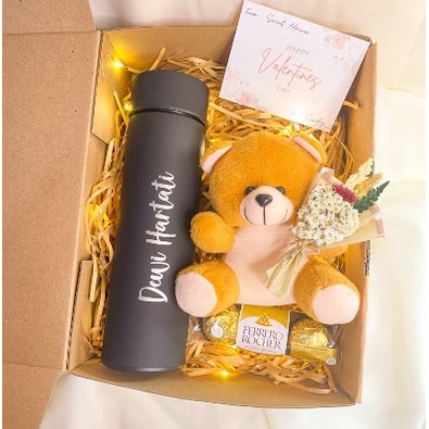 

Hadiah Kado Valentine / Hadiah Kado Valentine Ulang Tahun / Kado Hadiah Valentine / Gift Box Custom / Gift Box Custom Tulisan / Gift Box Led
