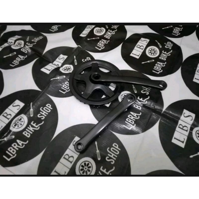 SINGLE CRANK RNA DONAT RS-32 32T STEEL TUTUP COVER HITAM
