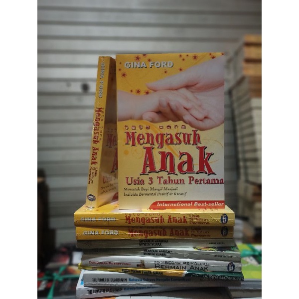 (Original) Tata Cara Mengasuh Anak Usia 3 Tahun Pertama