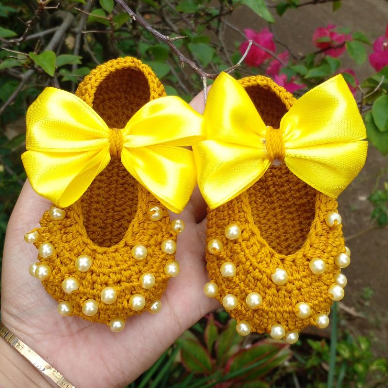 sepatu bayi perempuan rajut heandmade cantik lucu bisa custom