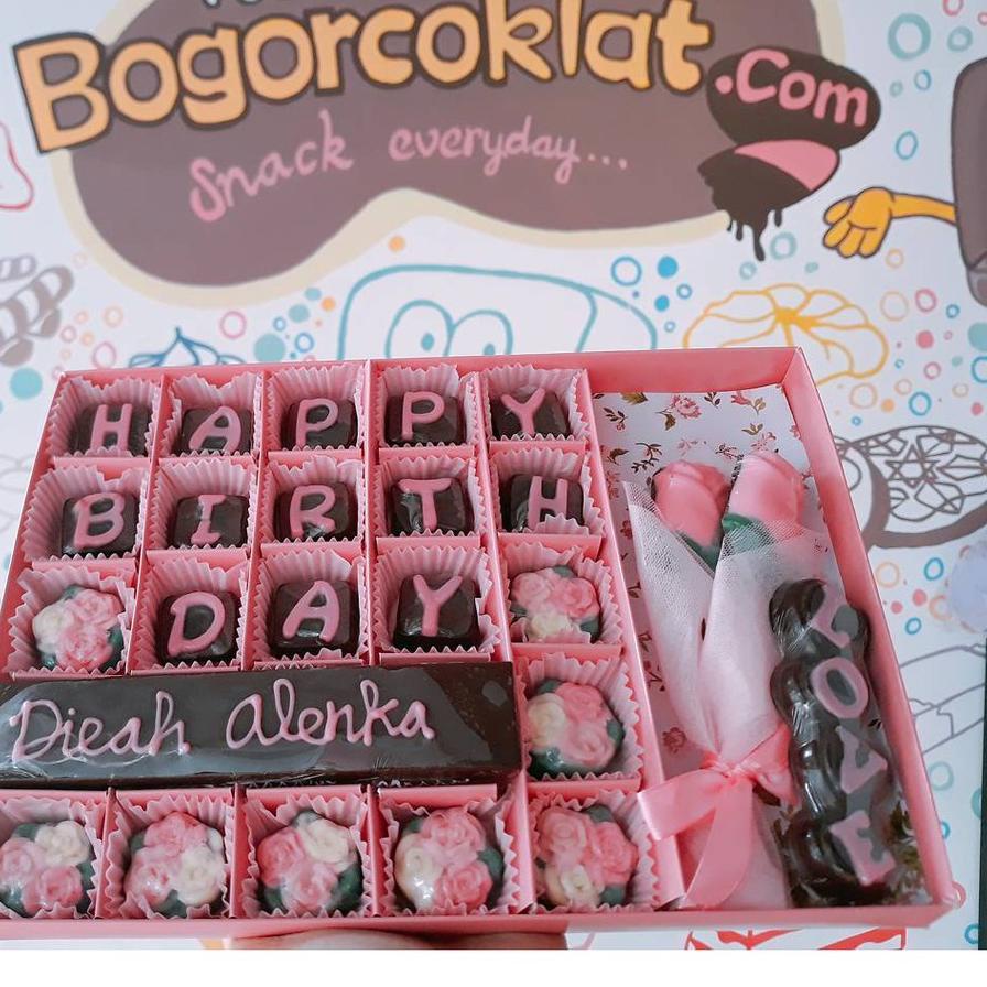 

➲ Kado Coklat Ultah Sekat Blok 25+Buket ➴