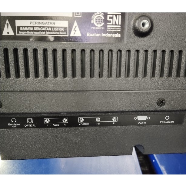 AKARI LED Digital TV 24&quot; HD DVB-T2 USB HDMI VGA LE-24D53 24D53 24D