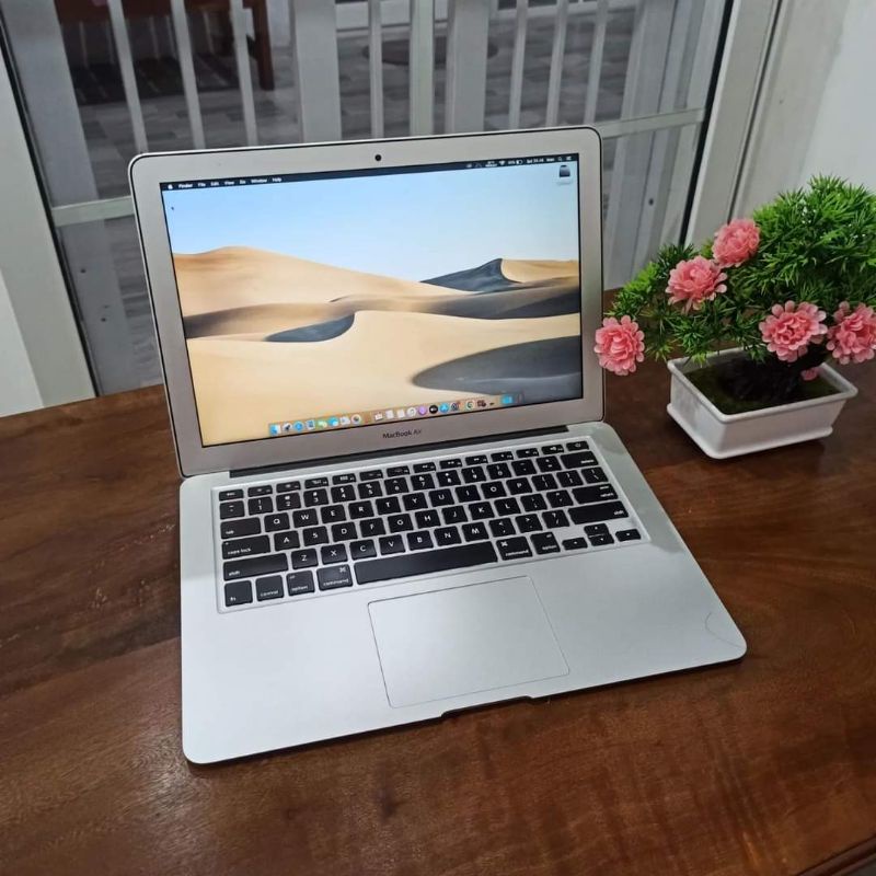 Apple Macbook Air 13 2017 Mac OS Catalina up to Monterrey Core i5 ~ 1,8 GHz Ram 8 GB SSD 128 GB NVME