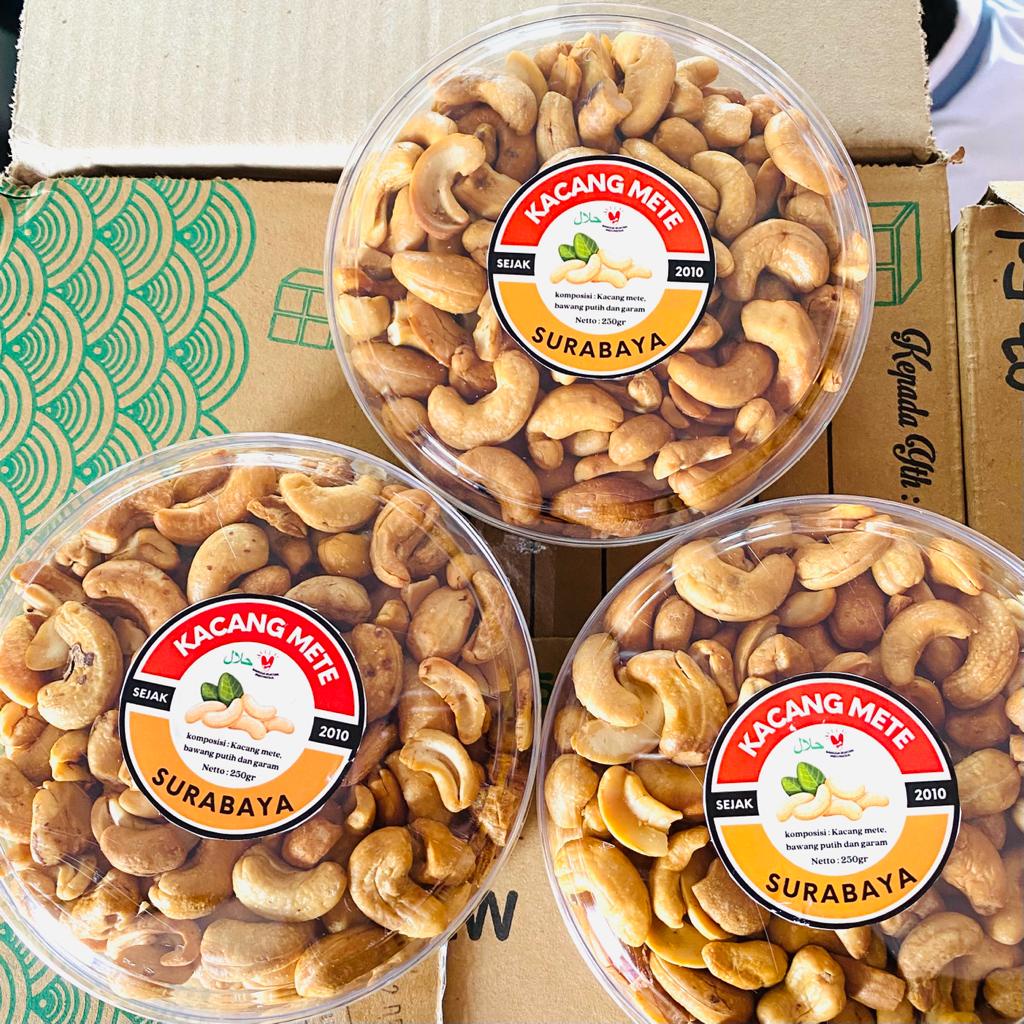 

KACANG METE TOPLES UTUH