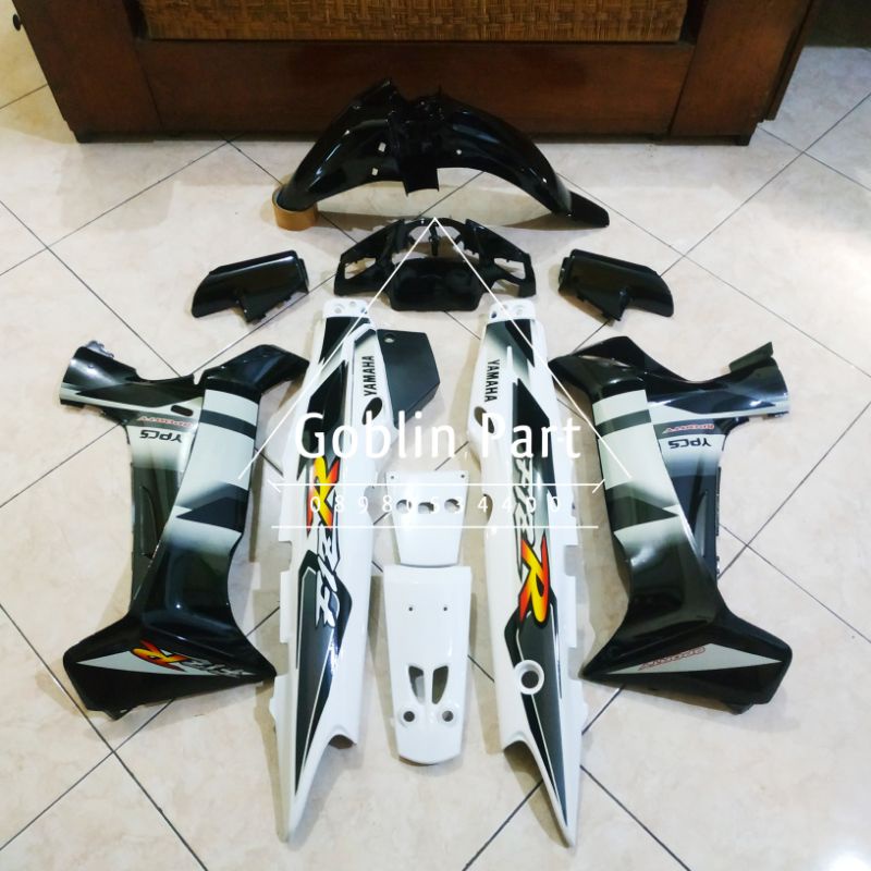 Cover Body Fizr F1zr Full Set Halus Hitam Putih Cover Body Yamaha Fizr F1zr