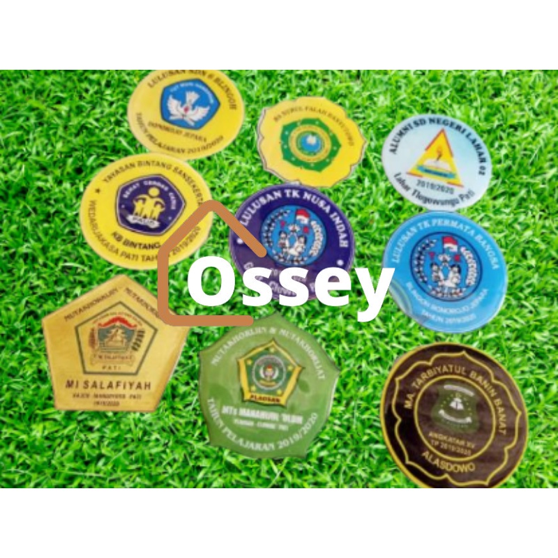 PIN LOGO WISUDA KALUNG SAMIR WISUDA ( minimal order 20 pcs )