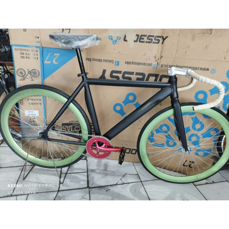 Sepeda Fixie soloist 77