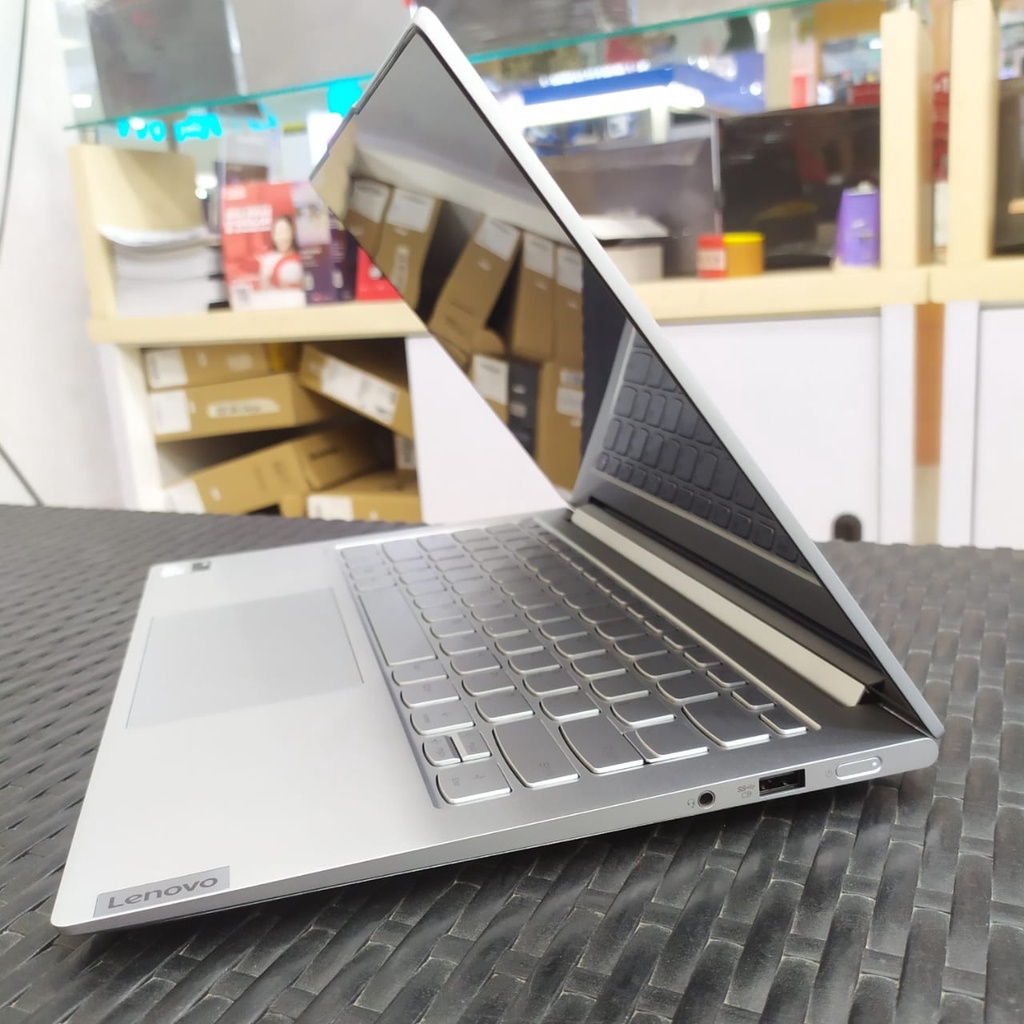 LENOVO IDEAPAD SLIM 7i 14 INTEL EVO i7 1260P 16GB 1TB SSD 2.8K TOUCH WINDOWS 11 HOME