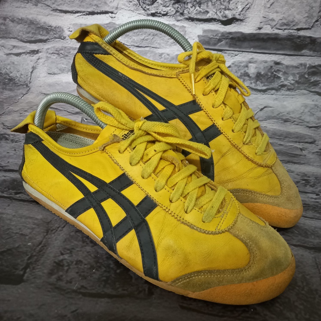 Sepatu MEXICO 66 DL408 YELLOW BLACK 41,5   size 41,5 art DL408 insole 26