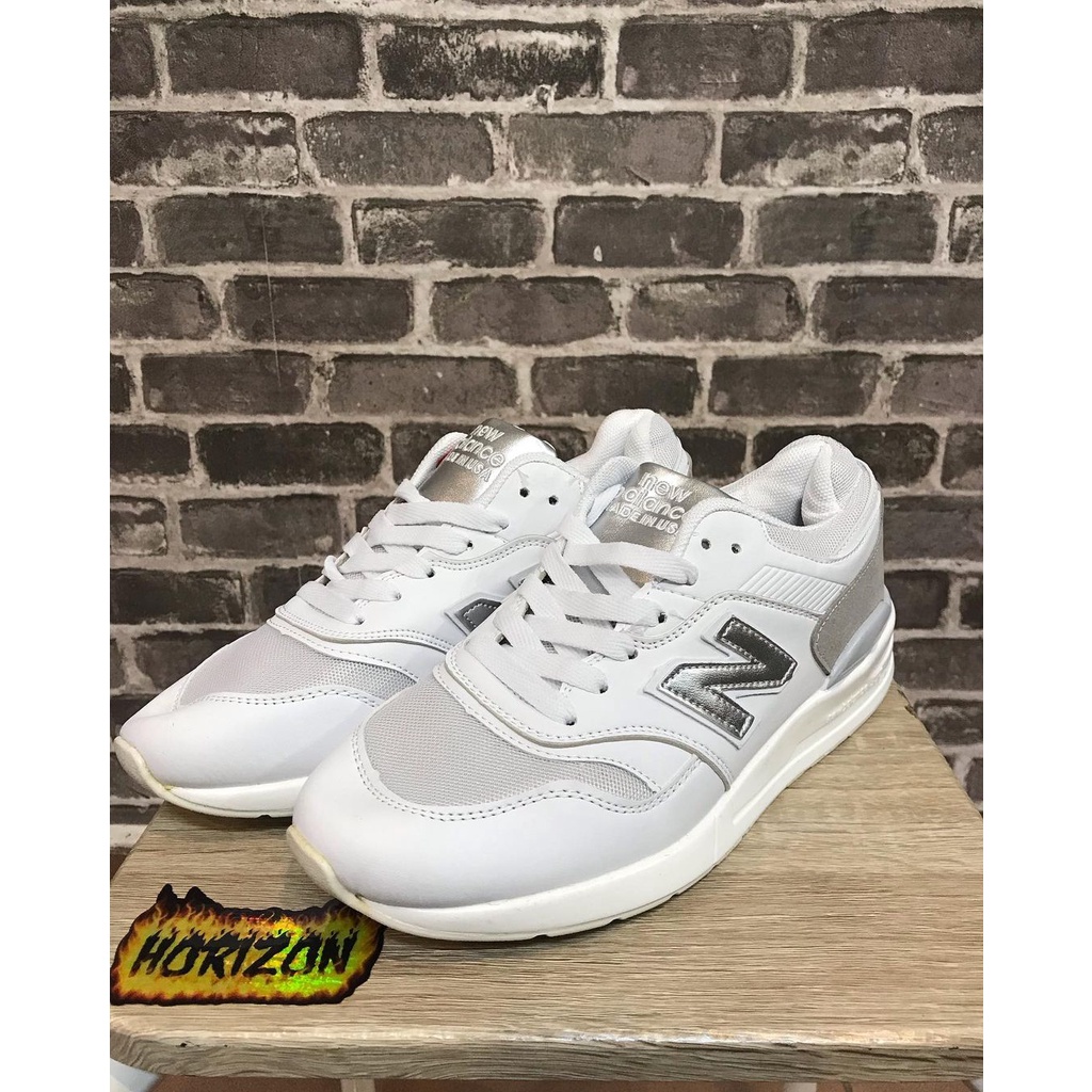 NEW BALANCE 997 - White Grey