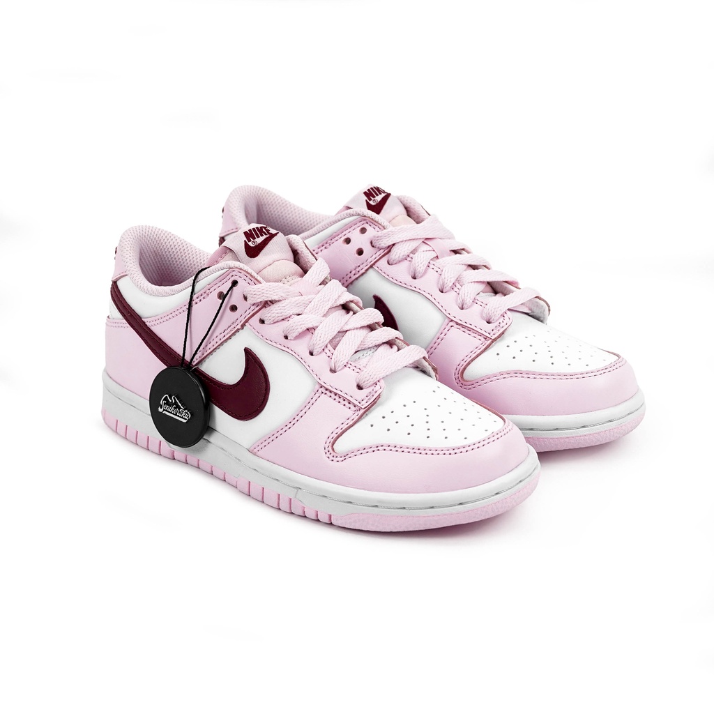 Dunk Low Valentine Day GS