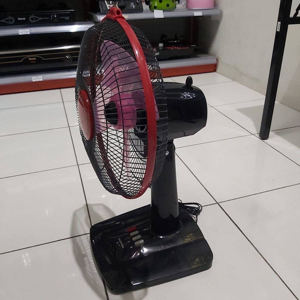 DM - Maspion Desk Fan Kipas Angin Meja Deskfan 12 Inch EX 307 - 45 Watt Merah Hitam