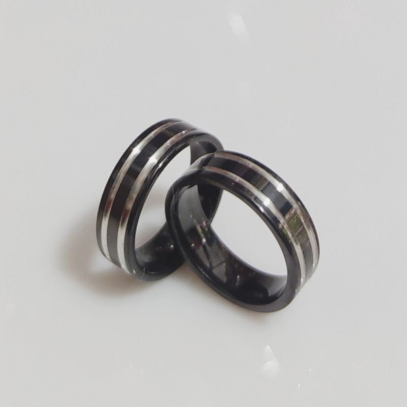 Cincin Titanium Hitam Silver Import Premium