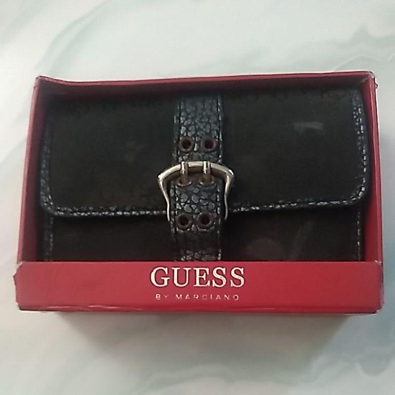 Dompet Guess