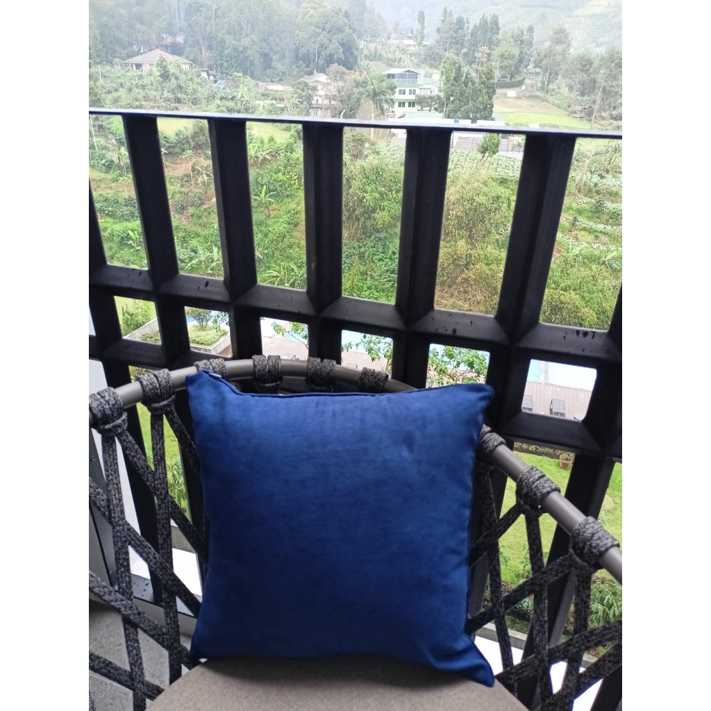 Sarung Bantal  bahan suede Sofa 45 x 45