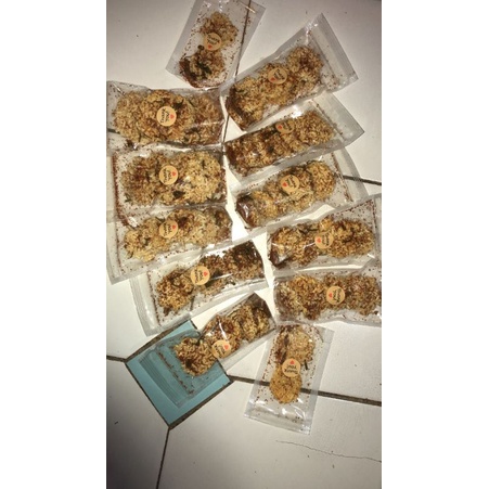 

Rangginang Pedas daun jeruk