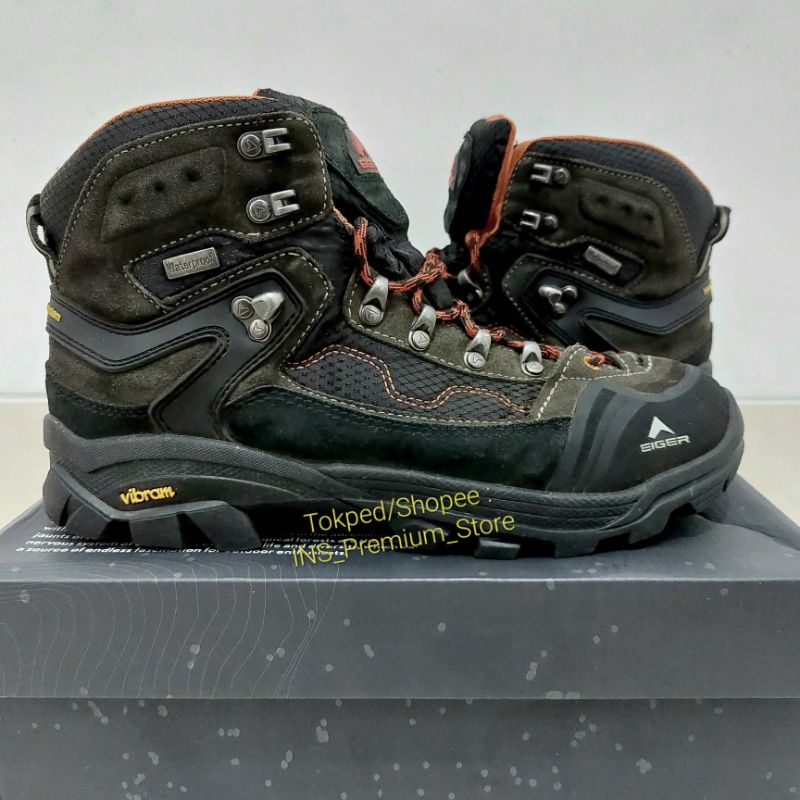 [PRELOVED] Eiger Pollock Sepatu Hiking Gunung Original