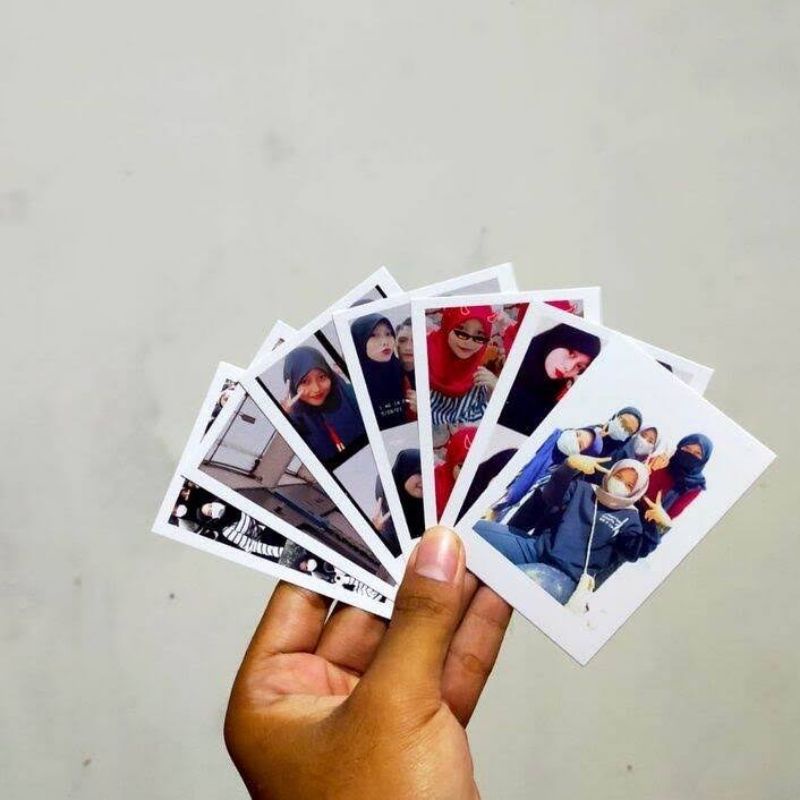 CETAK FOTO POLAROID MURAH PROSES CEPAT
