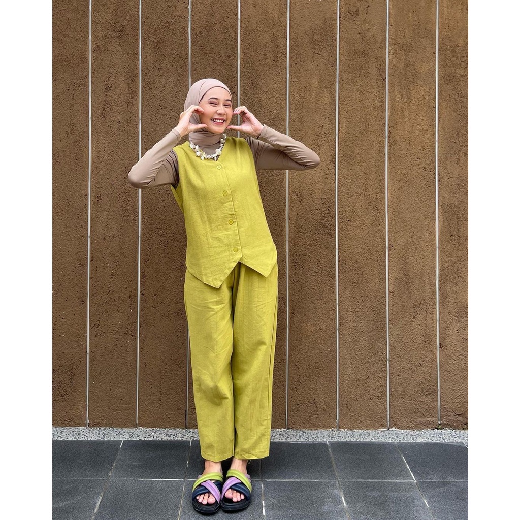 RX FASHION - ONE SET VEST GYURI TWISTCONE