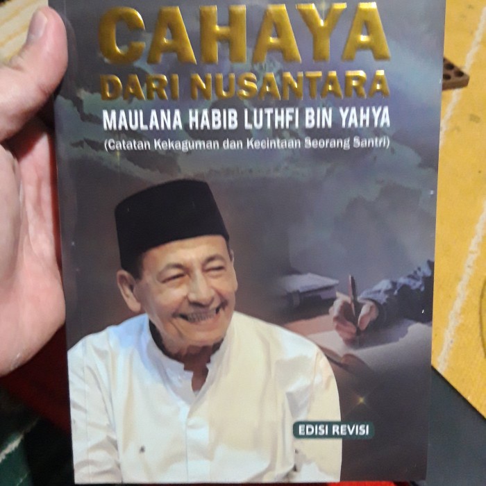 Terlaris Cahaya Dari Nusantara - Muhdor Ahmad Assegaf