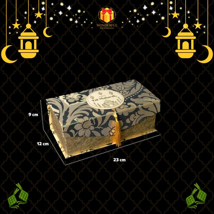 

Hardbox Hampers Lebaran Magnet Dasi Bunga Gold Shinning 22X11X8 L051B 035