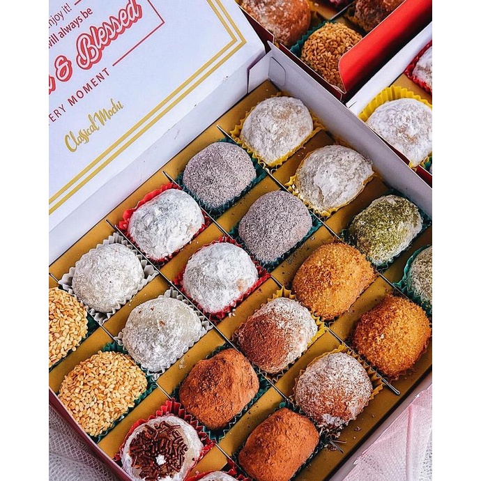 

Kue Mochi Enak ( Box Isi 20 ) - Classical Mochi