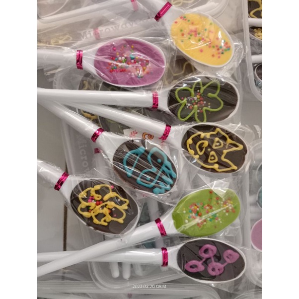 

Coklat Souvenir Hari Raya Random Coklat Hadiah Remix isi 25 pcs