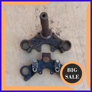 sparepart SEGITIGA T ATAS BAWAH YAMAHA DT 100 ORIGINAL 140ZZ3