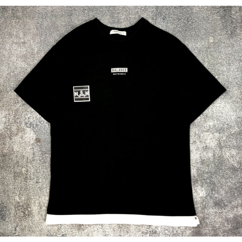 2 Kaos Oversize Caere dan Ziozia