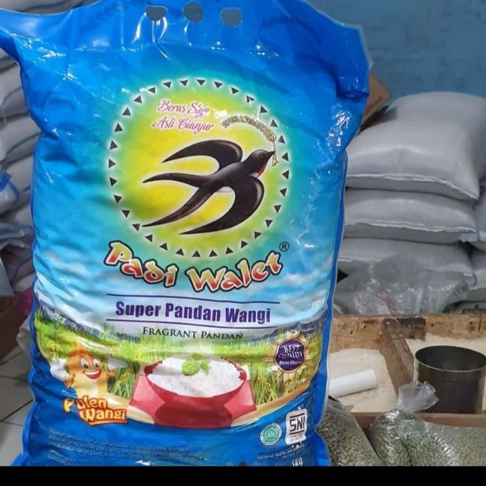 

Beras cianjur panwangi cap walet