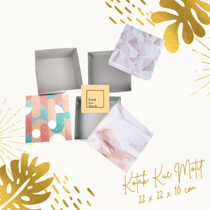 

Dus Kotak Kue / kotak kue Karton 22x22x10 Duplek tebal 350gr