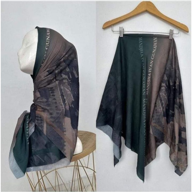 HIJAB SEGI EMPAT IVAN GUNAWAN KW