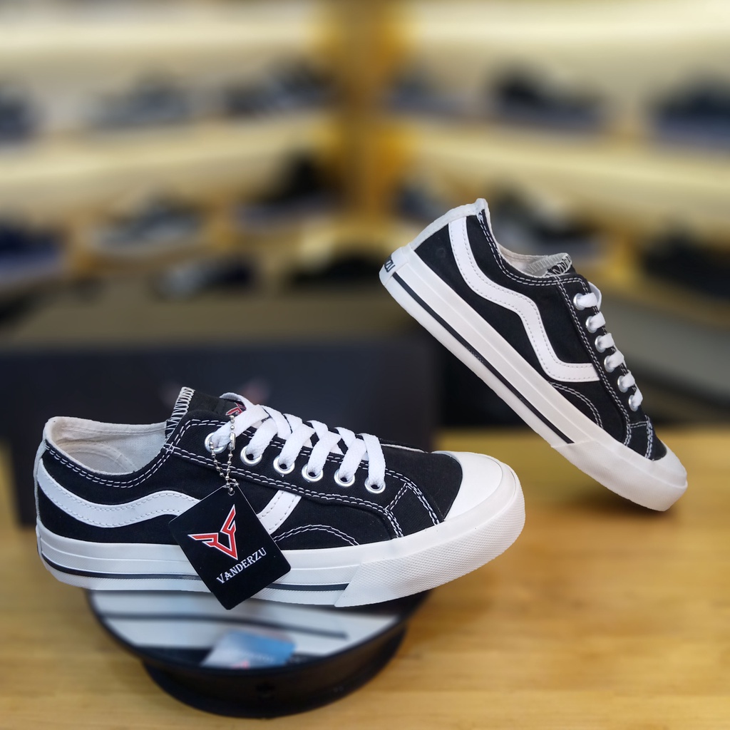 Vanderzu Publik Higt Quality Premium Black White 36 - 43 Sneakers Kanvas Free box