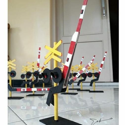 Miniku Miniatur Mainan Palang Pintu Kereta Api Kai Anak Indonesia