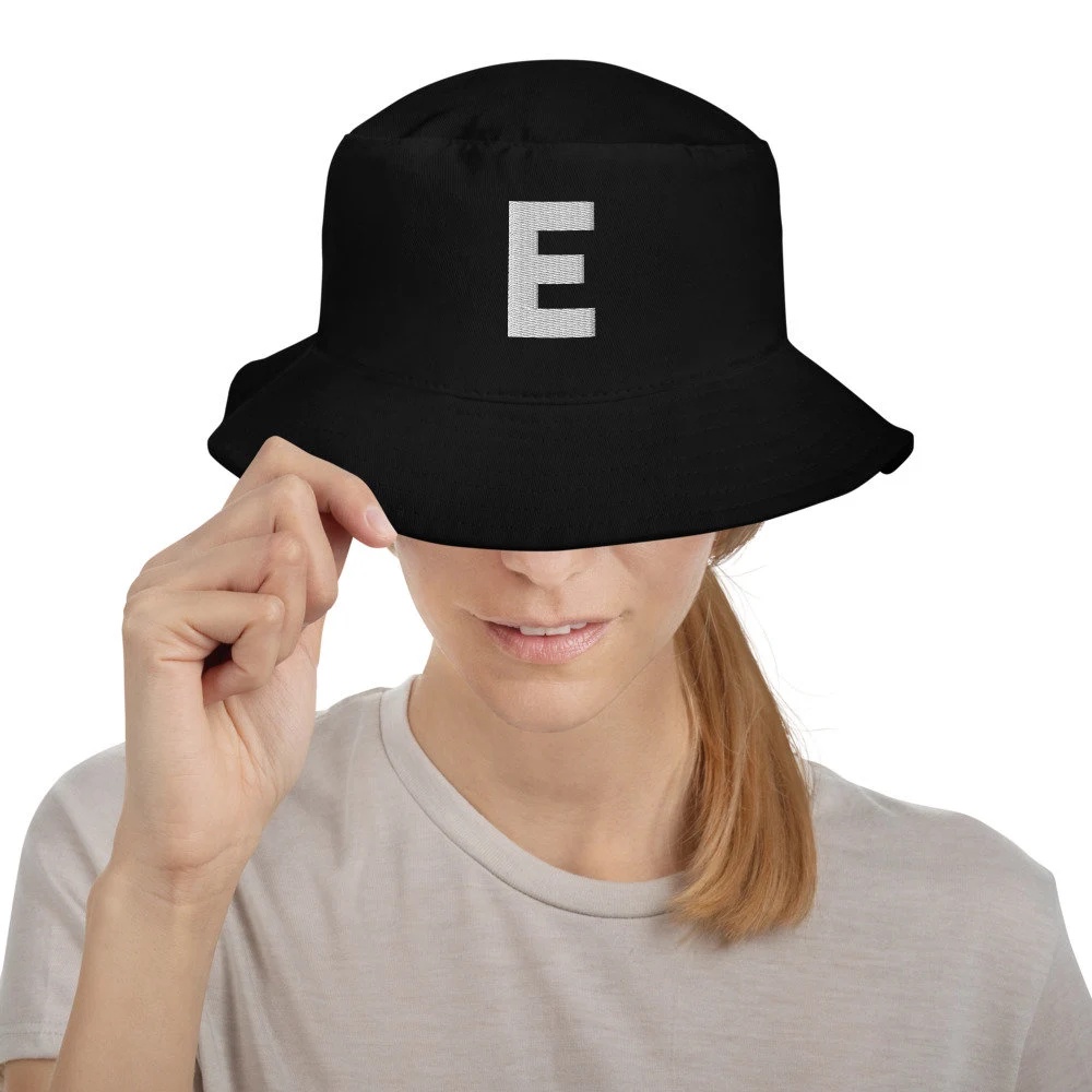 Bucket Hat Alphabet / Bucket Hat Bordir Alphabet Unisex Remaja Dewasa