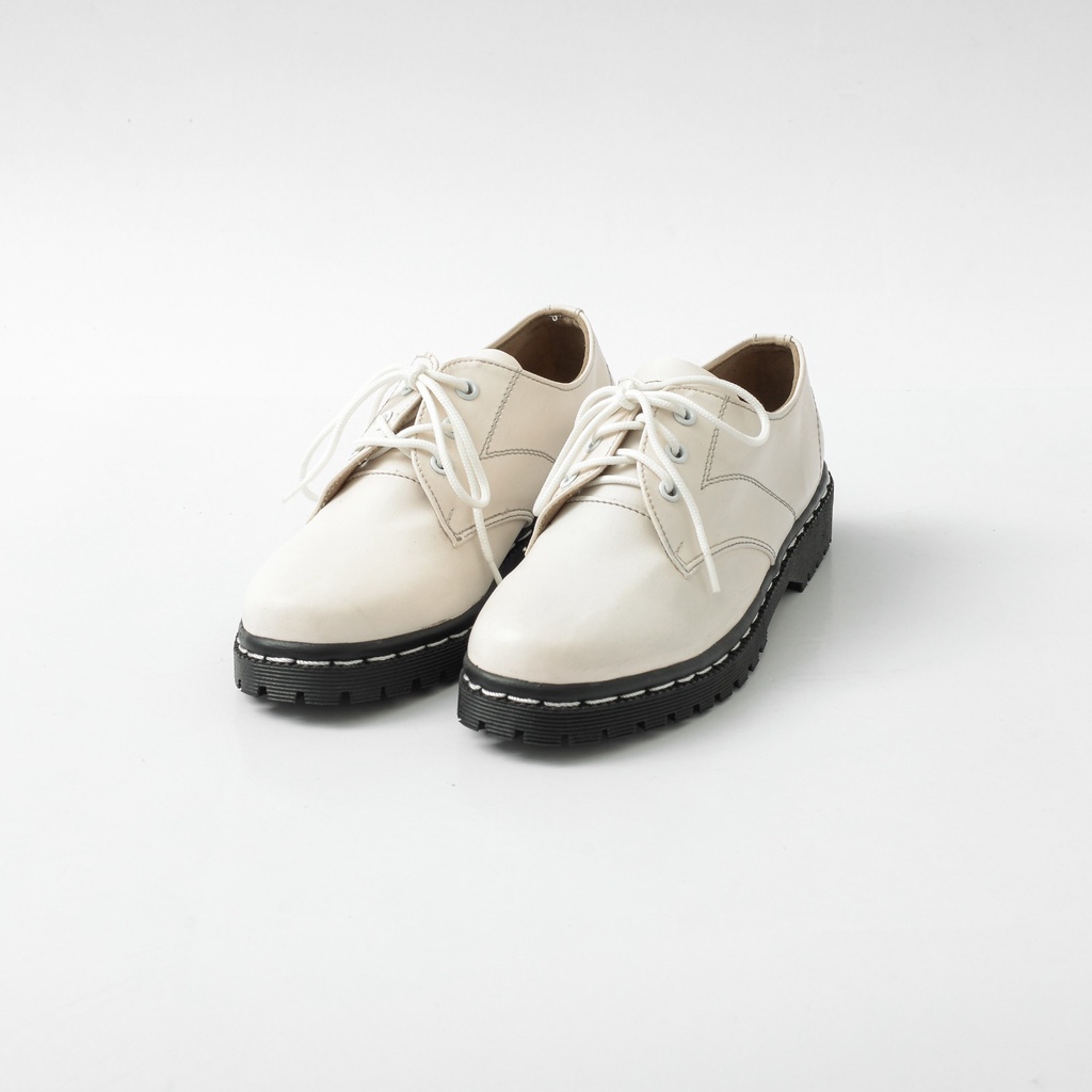 Like Project LALAKI Sepatu Sneakers Wanita VIA SHOES WHITE