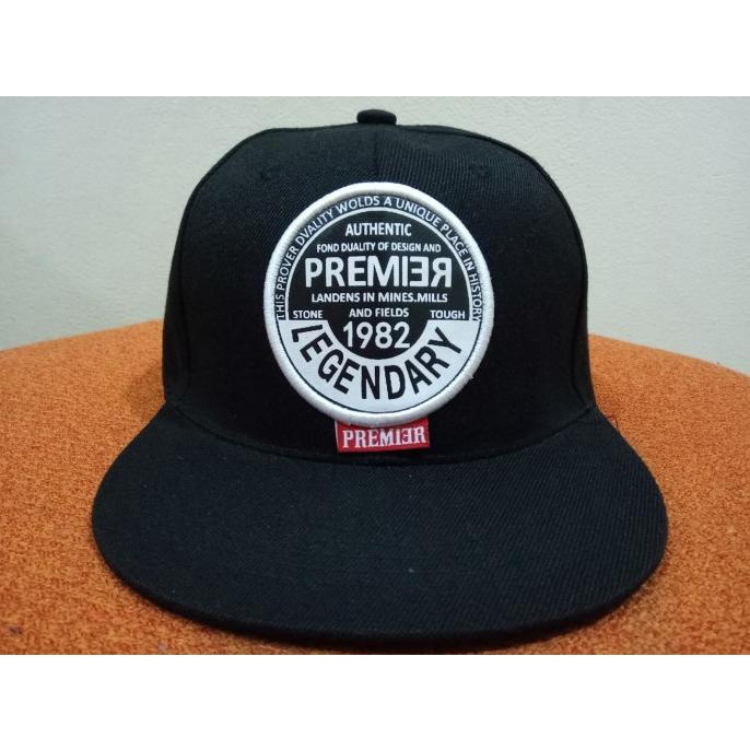 Topi Snapback Premier