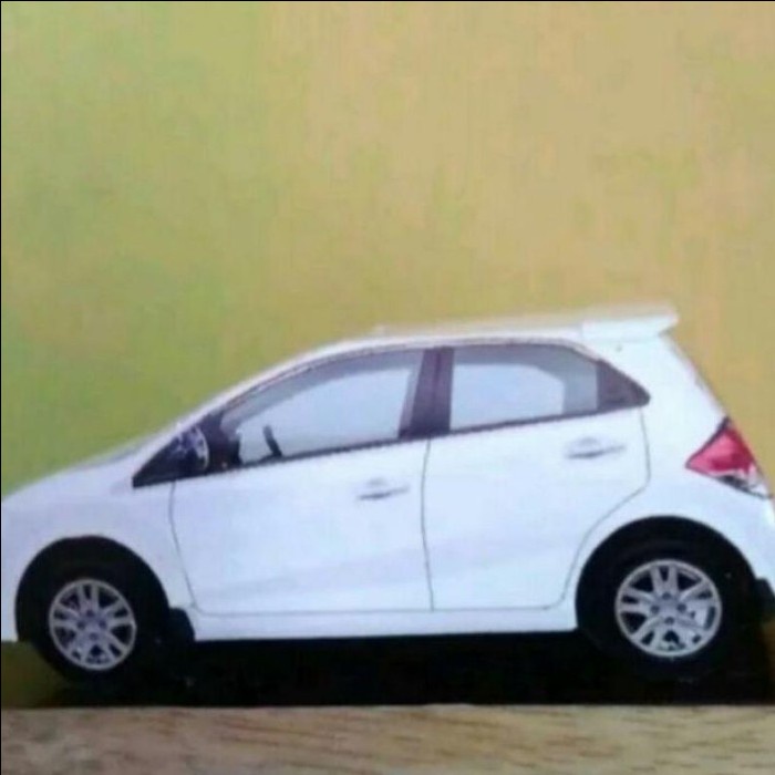 PAJANGAN DISPLAY HONDA BRIO SATYA SKALA 1:50 DIECAST MINIATUR MOBIL TERMURAH