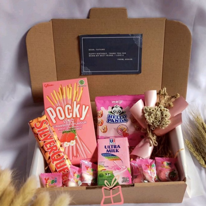 

Hampers Snack Box Bunga Wisuda | Snack Box Kado Ulang Tahun