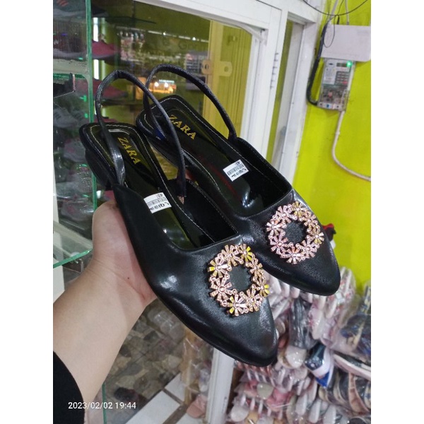 SANDAL FLAT TALI BELAKANG ZARA