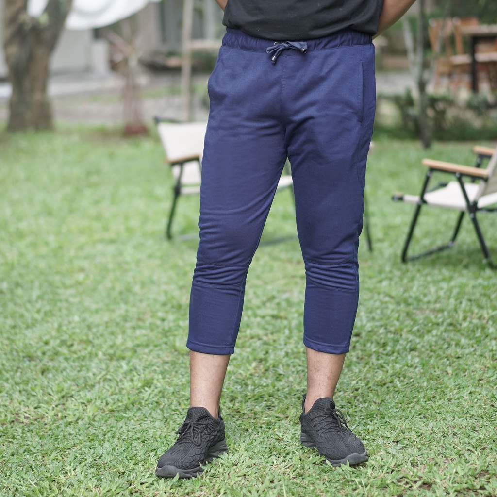 Celana Training Slim-Fit - Ezra