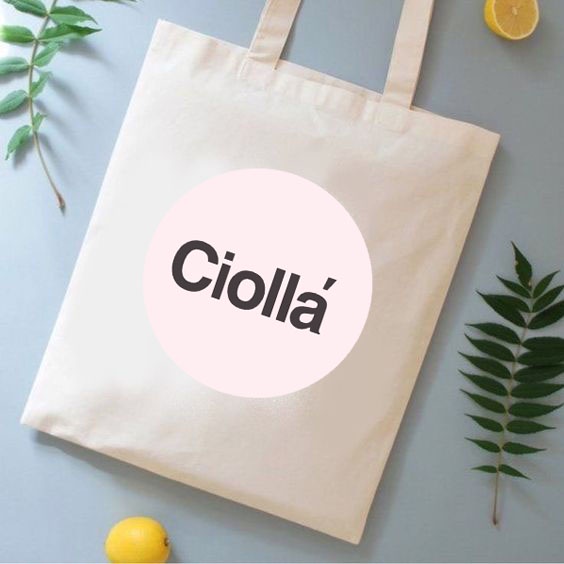 Tas Samping Kanvas Totebag Karakter Ciolla Nude