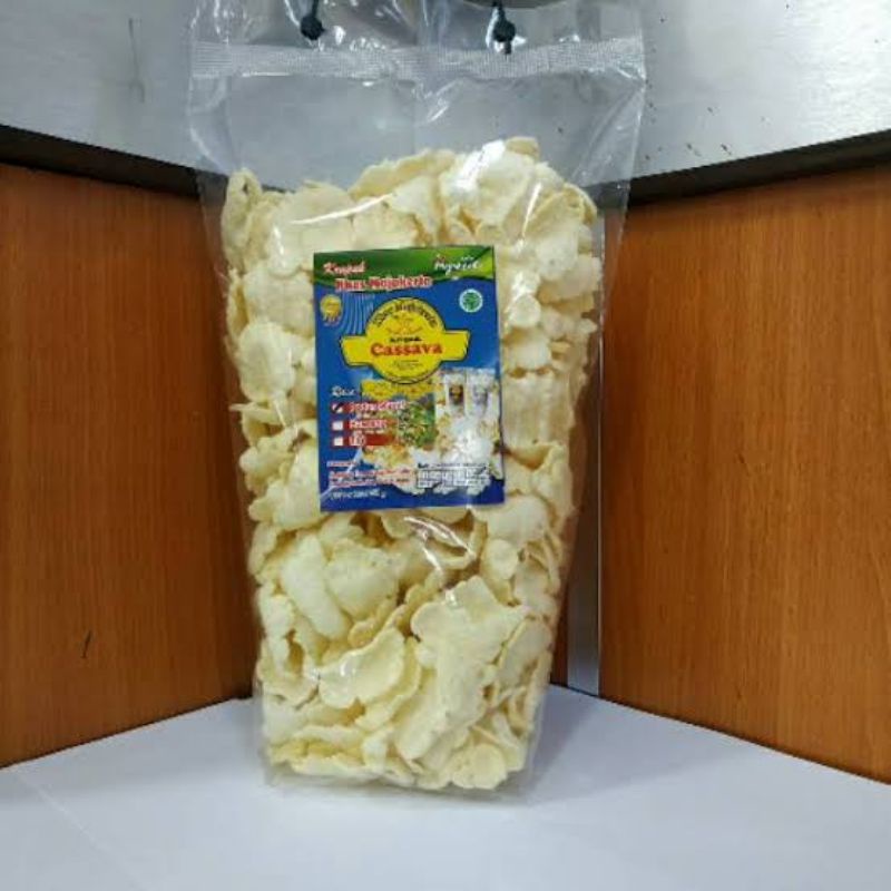 

Krupuk cassava Khas Mojokerto/Krupuk Singkong/Kripik Cassava Matang