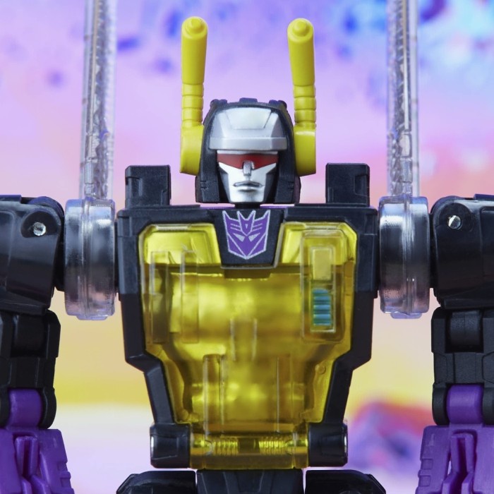 Transformers Toys Generations Legacy Deluxe Kickback Action Figure #Original