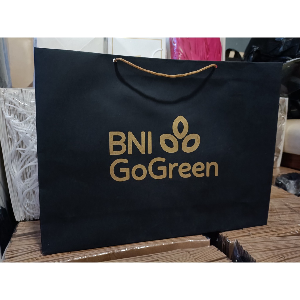 

Paperbag Hitam ukuran custom 3