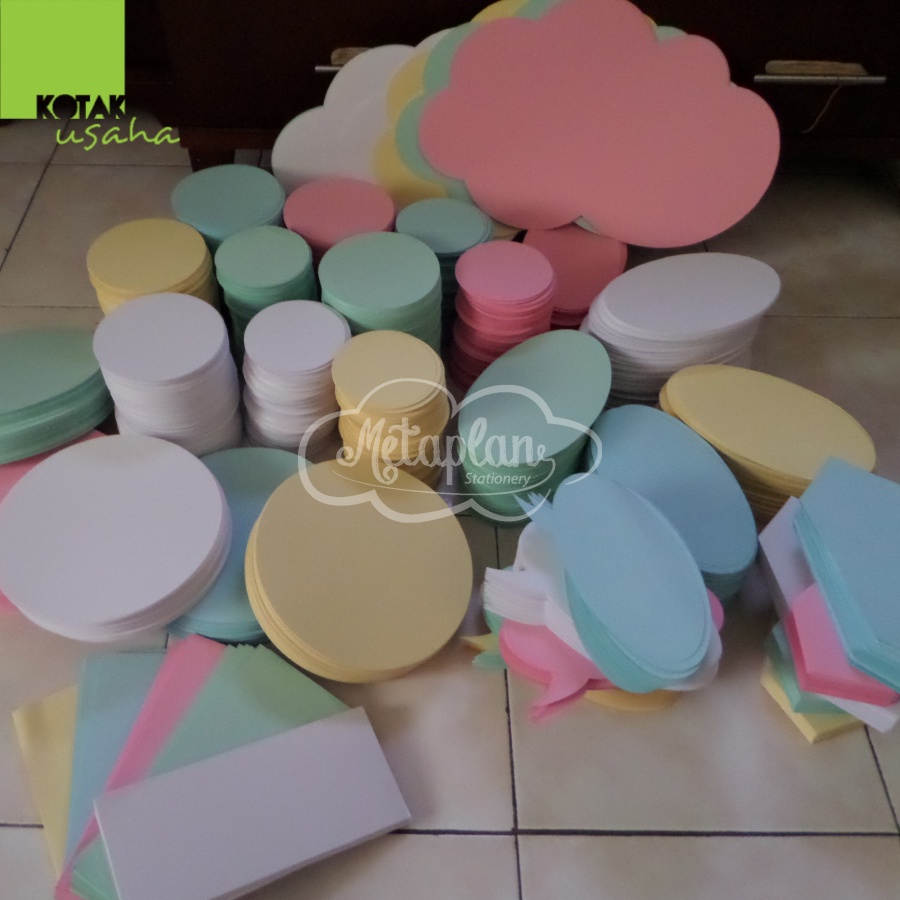 

RK Kartu Metaplan Bentuk Awan (250 lembar 5 warna)